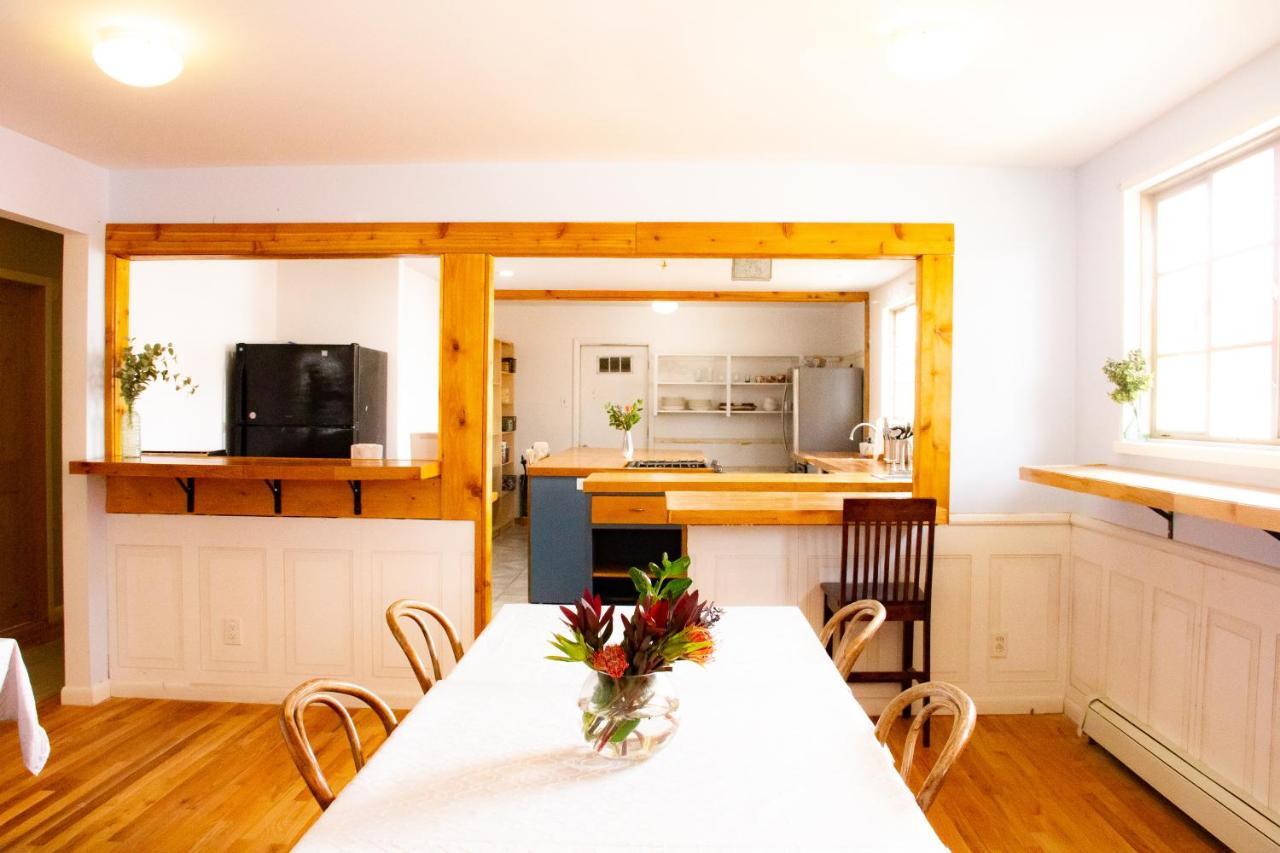 レッドビル The Abbey Bed & Breakfast エクステリア 写真